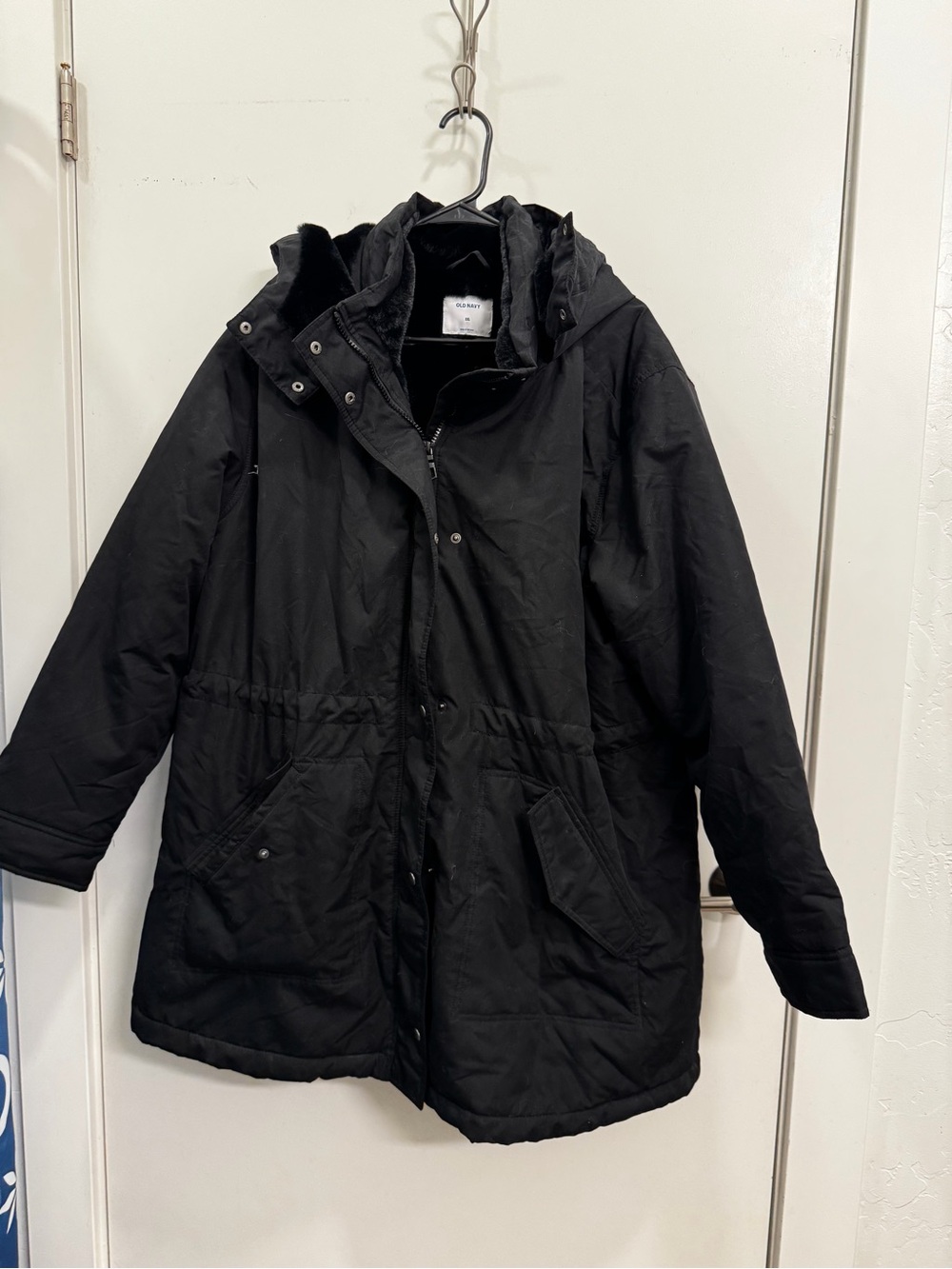 Old Navy Black Hooded Women's Puffer Coat